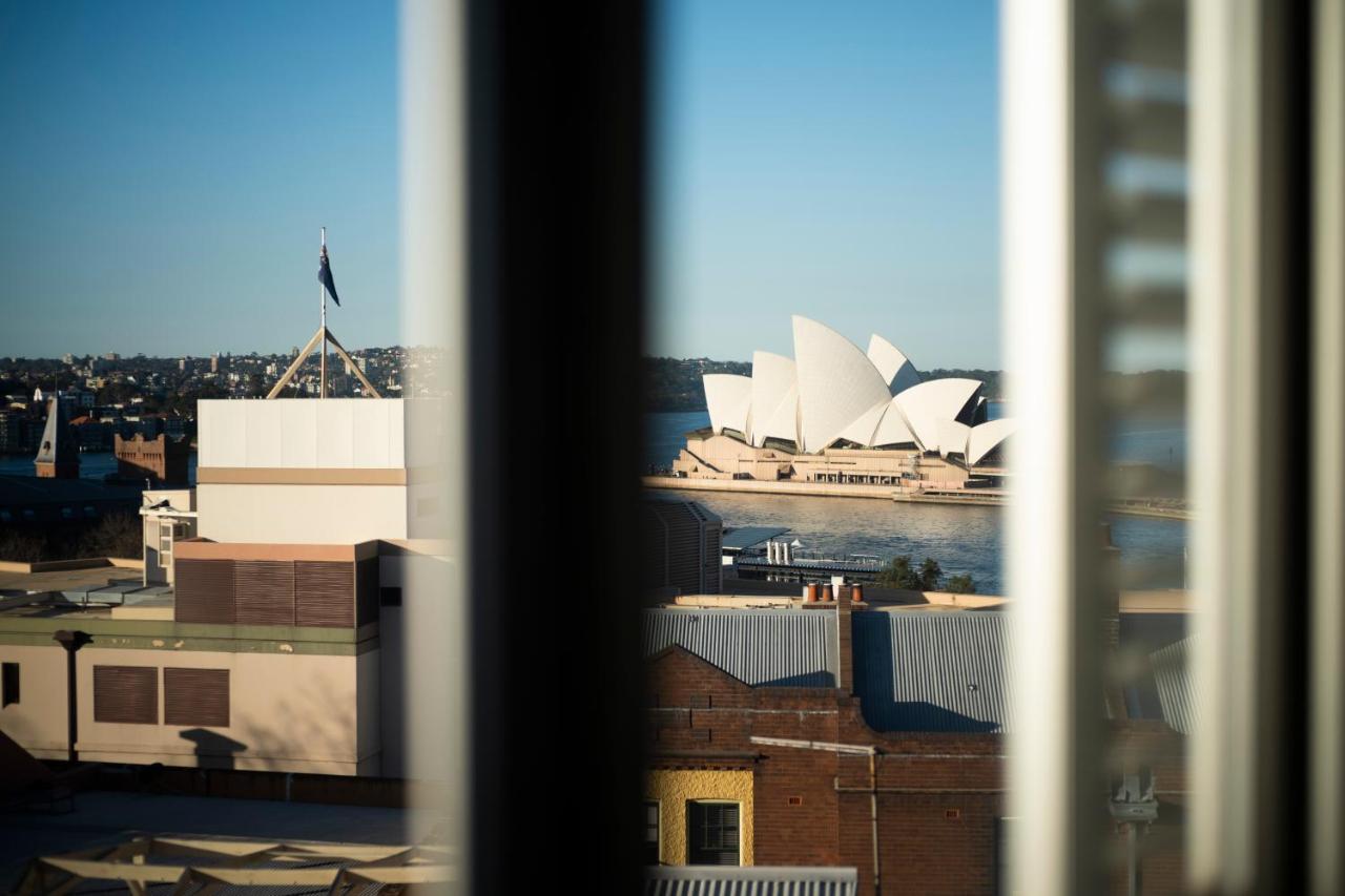 Yha Sydney Harbour Pansiyon Dış mekan fotoğraf View of the Opera House from the hotel