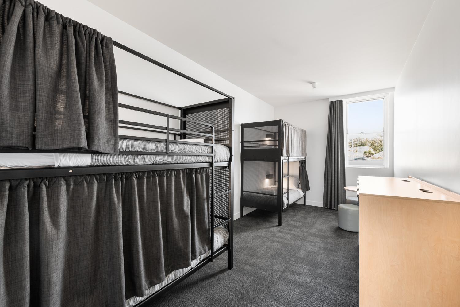 Yha Sydney Harbour Pansiyon Dış mekan fotoğraf A typical room at a typical hotel
